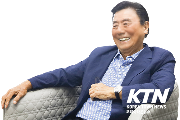 부드러운 미소로 그러나 단호하게 도전정신을 강조한 OTA World 차선겸 회장