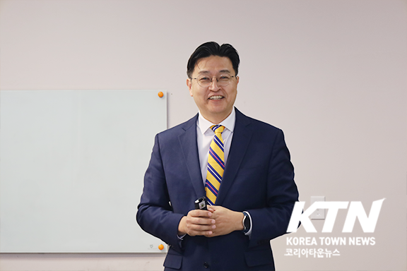 조나단 리 파이낸셜 그룹의 조나단 리 대표 