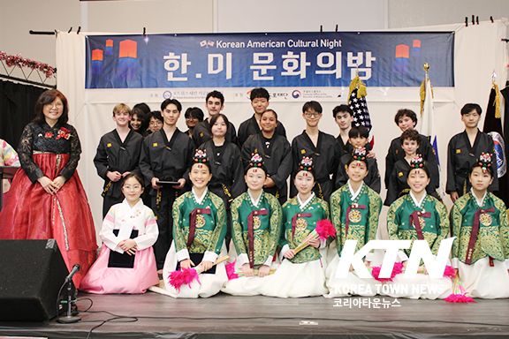 특별공연을 펼친 공연단